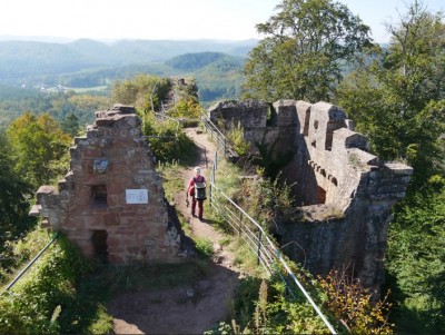 Ruine Falkenstein.jpg