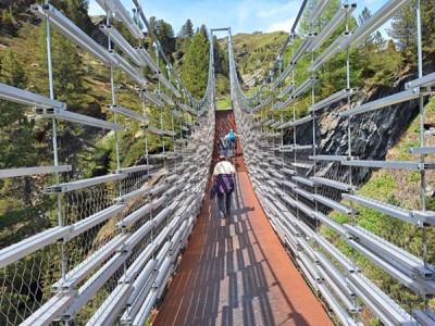 Hängebrücke.jpg